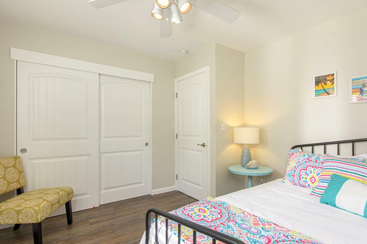 Ultimate Beach Bungalow - 1 Block From Beach - Huge Backyard Carlsbad Exteriör bild